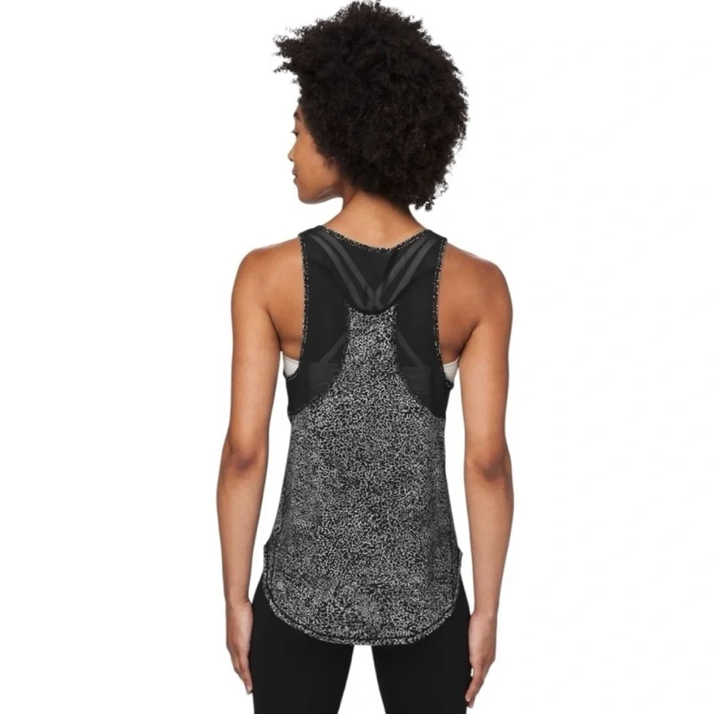 Lululemon Sculpt Tank II Polar Shift Alpine White Black Size 4
